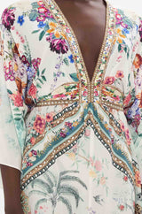 CAMILLA Silk Plumes and Parterres Long Kaftan - White SzS/M